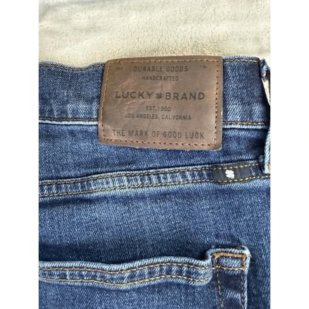 Lucky Brand 221 Straight Jeans Men's Size 40x30 Blue Casual Denim Jeans